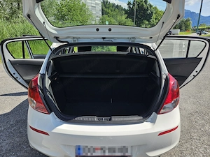 Hyundai i20 1,25 Life Bild 9
