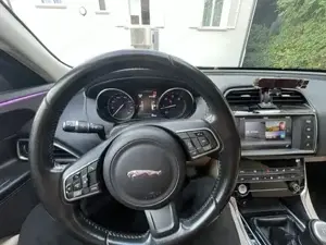 Jaguar XE Bild 6