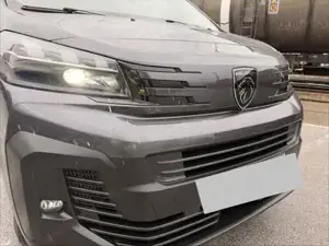Peugeot Traveller Bild 7