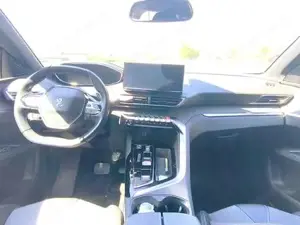 Peugeot 5008 Bild 5