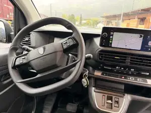 Peugeot Traveller Bild 14