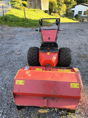 Gebr. AEBI Hydrocut HC 55 mit 16 PS B&S Motor zusammen mit Schlegelmulcher, Baujahr 2000 abzugeben   Bild 2
