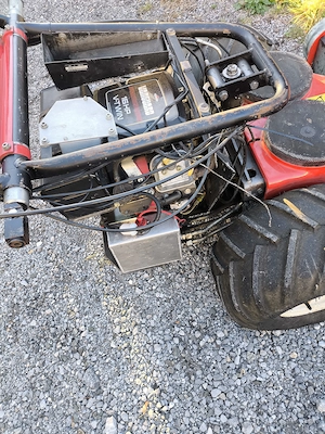 Gebr. AEBI Hydrocut HC 55 mit 16 PS B&S Motor zusammen mit Schlegelmulcher, Baujahr 2000 abzugeben   Bild 9
