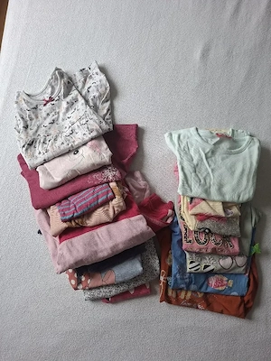 Kleiderpacket Mädchen Bild 6