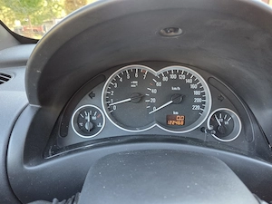 Opel Tigra TwinTop | Bj. 2005 | 90 PS   66 kW | 122.500 km  Technisch 1a Zustand  Bild 9