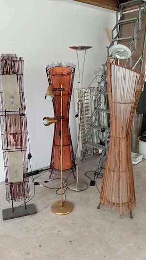 Stehlampen und Lampen 