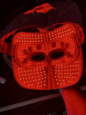 Therabody TheraFace Mask LED-Maskine guter Zustand Bild 4