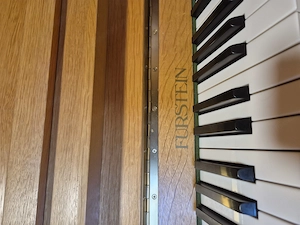 Klavier Furstein Bild 3