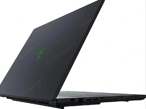 Razer Blade 18 RTX5080 intel untra9 275hx Bild 3