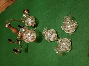 Deckenlampe aus Holz und Glas Bild 3