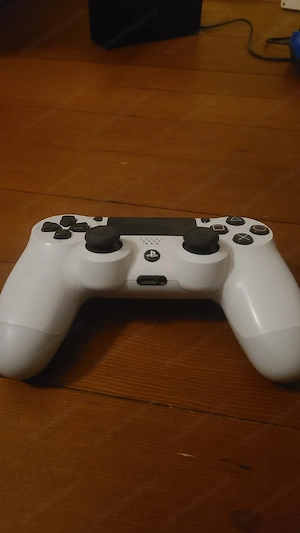 PS4 Controller
