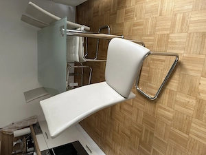 Esstisch aus Glas (160l x 90b x 75h) + 6 Stühle Bild 3