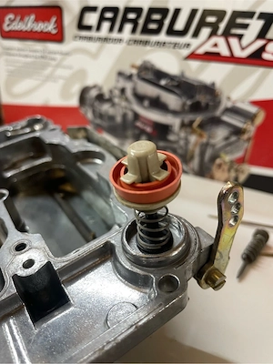 Edelbrock Performer 1406 Vergaser Bild 6
