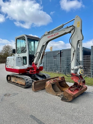 Bagger Takeuchi TB 125 Bild 2