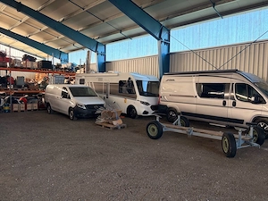 Abstellplatz Motorboot Gondel Boot Hänger Wohnmobil Bild 2