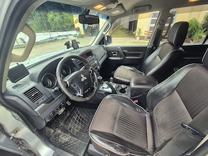 Mitsubishi pajero Bild 4