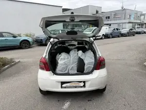 Toyota Yaris Bild 6