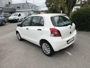 Toyota Yaris Bild 9