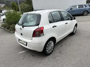 Toyota Yaris Bild 7