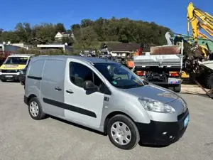 Peugeot Partner Kombi Bild 5