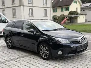 Toyota Avensis Bild 2