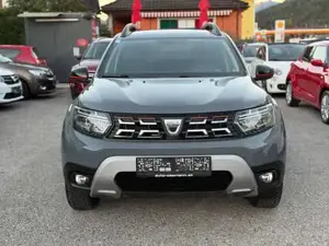 Dacia Duster Bild 2