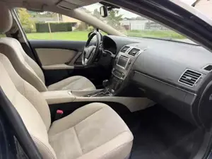 Toyota Avensis Bild 5