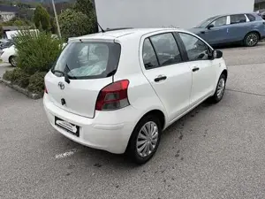 Toyota Yaris Bild 6
