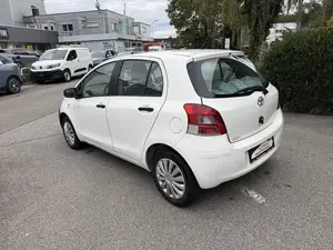 Toyota Yaris Bild 4