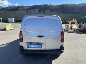Peugeot Partner Kombi Bild 10