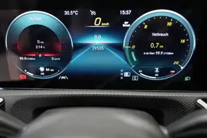 Mercedes-Benz CLA 200 Shooting Brake Night LM KAM SpurH Leder Bild 5