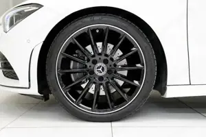 Mercedes-Benz CLA 200 Shooting Brake Night LM KAM SpurH Leder Bild 4