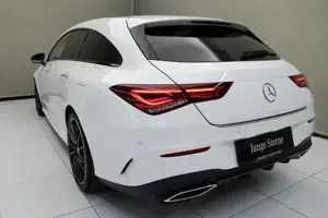 Mercedes-Benz CLA 200 Shooting Brake Night LM KAM SpurH Leder Bild 12