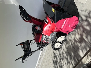 Schneefräse HONDA HSS 970 mit Raupenantrieb Bild 2