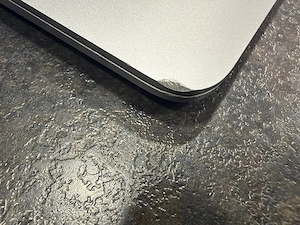 MacBook Air M1 (2020) - 8 GB   256 GB - Space Grau - Akku 85 % Bild 3