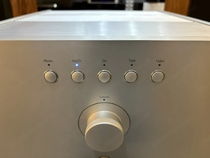 Red Rose Music Affirmation High End Verstärker