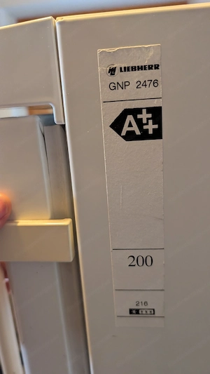 Verschenke kaputten Gefrierschrank Bild 6