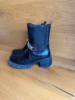 Stiefel Gr. 36 Bild 2
