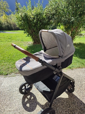 Kinderwagen Marke JOIE 3 teilig Bild 2