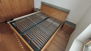 Doppelbett mit Lattenrost  Bild 2