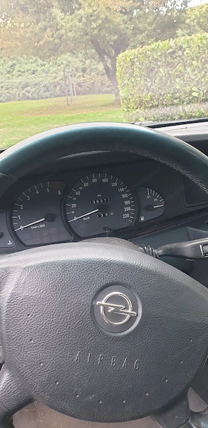 Opel Omega  Bild 5
