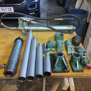Hydraulische Handpresse. Bild 4
