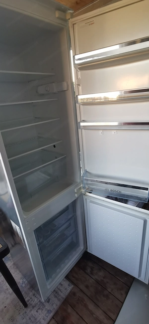 Kühlschrank mit Gefrieranteil  Bild 6