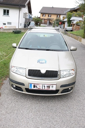 Skoda Fabia Combi Elegance 1,4 16V Kombi Bild 4