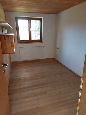 Schöne Wohnung in absolut ruhiger, idyllischer Lage sucht Naturliebhaber mit Hausmeisterquallitäten Bild 3