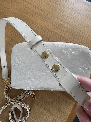 Louis Vuitton Multi Pochette Creme Accessoires, neuwertig Bild 2
