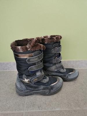 Primigi Winterstiefel Gore-Tex in Gr. 33 Bild 2