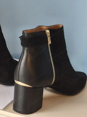 Schwarze Damen-Stiefeletten aus Wildleder und Leder Calvin Klein neu  Bild 3