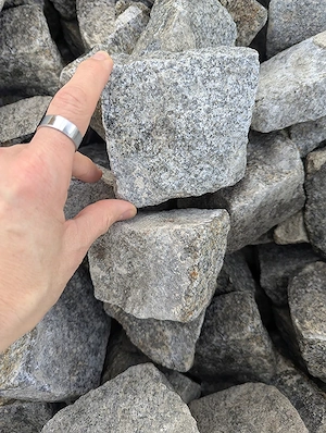 Natursteinpflaster   Granitpflaster - ca.30 m  Selbstabholung in Nenzing Bild 3