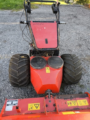 Aebi Hydrocut HC 55 mit 16 PS B&S-Motor und Schlegelmulcher  Bild 6